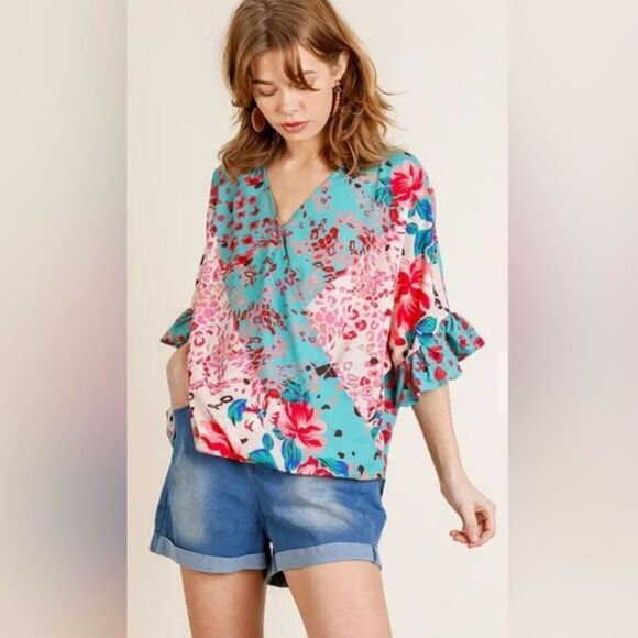 Umgee Floral Animal Mixed Print Ruffle Sleeve V-Neck Crossbody Top - Picture 1 of 5